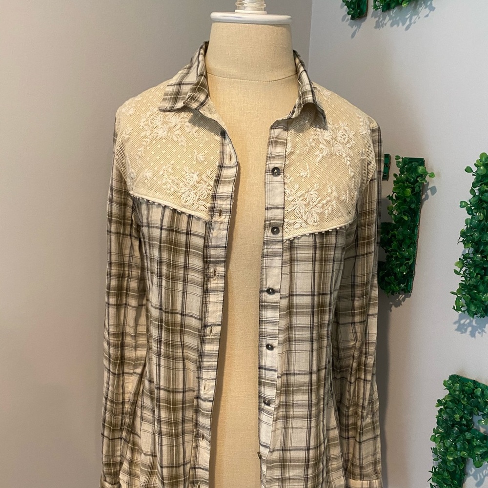 XS Free People Flannel with Detailing